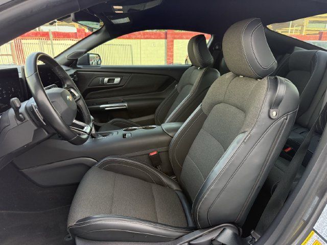 Used 2025 Ford Mustang GT RWD image 23