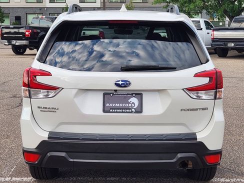 Used 2021 Subaru Forester Premium w/ Popular Package #1 AWD/4WD image 9