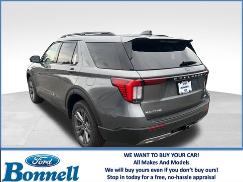 New 2026 Ford Explorer Active w/ Active Comfort Package image 3