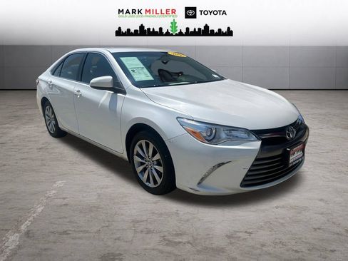 Used 2016 Toyota Camry XLE FWD image 8
