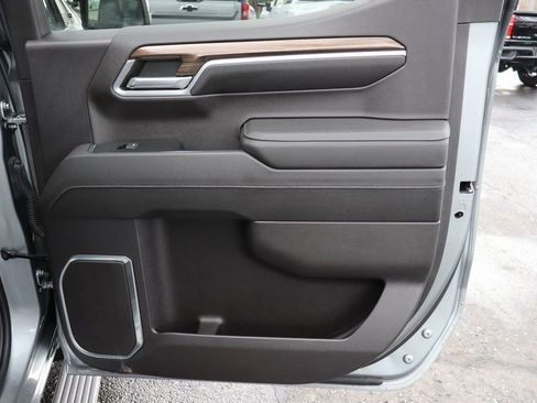Used 2023 Chevrolet Silverado 1500 RST AWD/4WD image 22
