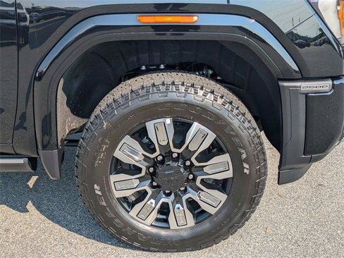New 2026 GMC Sierra 2500 Denali w/ Denali Reserve Package image 13