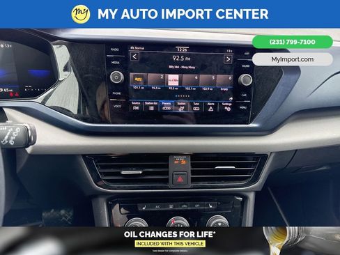 Used 2023 Volkswagen Taos SE image 10