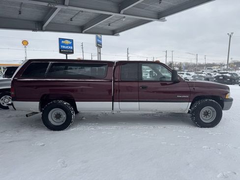 Used 2001 Dodge Ram 2500 Truck SLT image 4