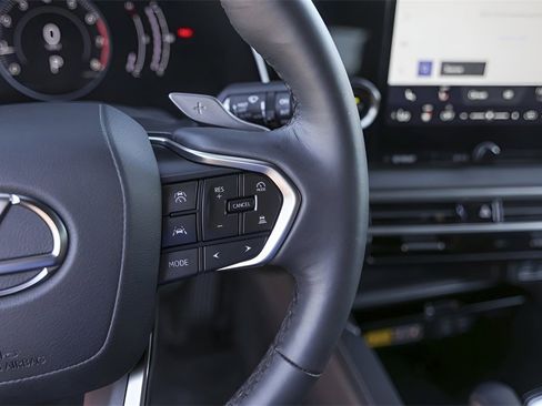 Used 2024 Lexus RX 350 FWD image 13