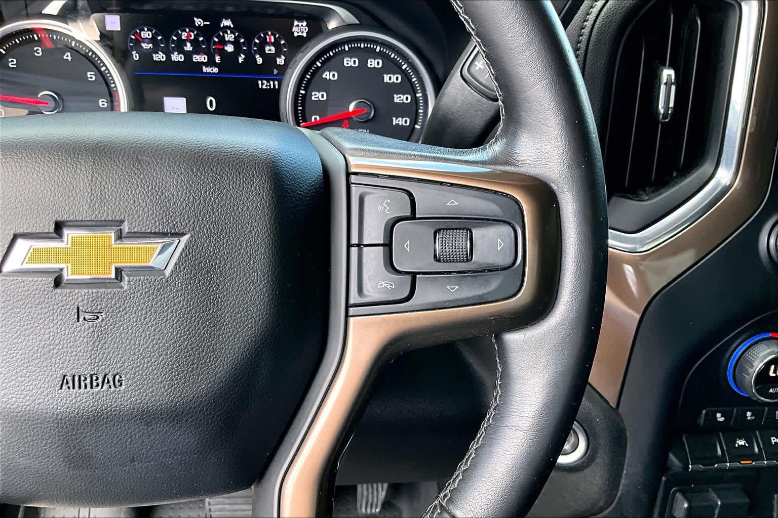 Used 2021 Chevrolet Silverado 1500 High Country w/ Technology Package AWD/4WD image 24