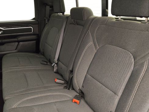 Used 2019 RAM 1500 Big Horn AWD/4WD image 18