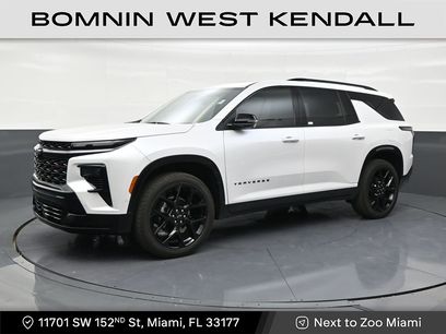 Used 2025 Chevrolet Traverse RS