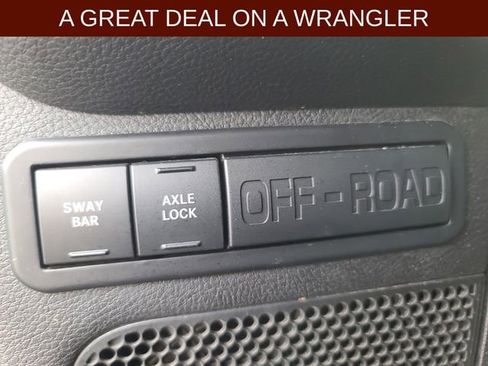 Used 2013 Jeep Wrangler Rubicon w/ PWR Convenience Group image 32