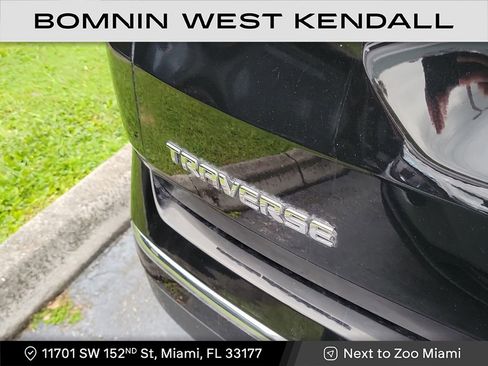 Used 2023 Chevrolet Traverse Premier image 6