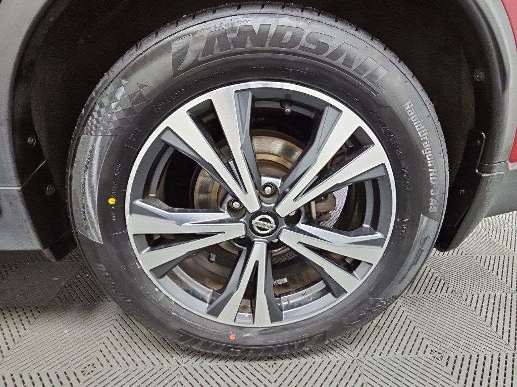 Used 2017 Nissan Rogue SL w/ SL Premium Package FWD image 45