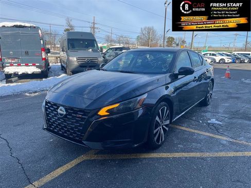 Used 2023 Nissan Altima 2.5 SR image 4