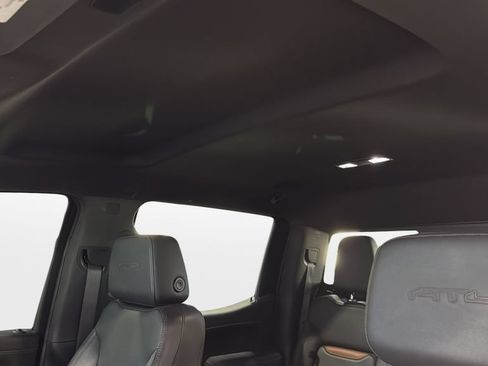 Used 2022 GMC Sierra 1500 AT4 w/ AT4 Premium Package AWD/4WD image 34