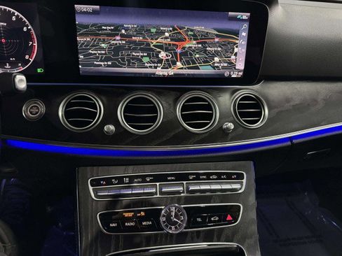 Used 2020 Mercedes-Benz E 450 4MATIC Sedan image 32
