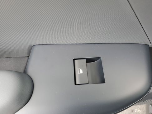 New 2025 Kia K4 LX image 13