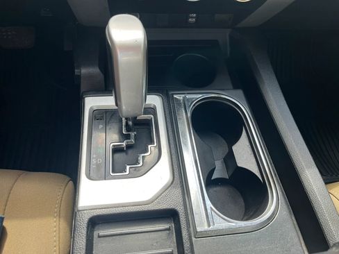 Used 2016 Toyota Tundra SR5 w/ SR5 Upgrade Package image 23