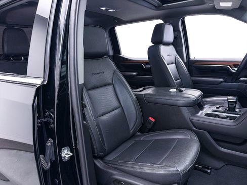 Used 2023 GMC Sierra 1500 Denali w/ Denali Reserve Package AWD/4WD image 40