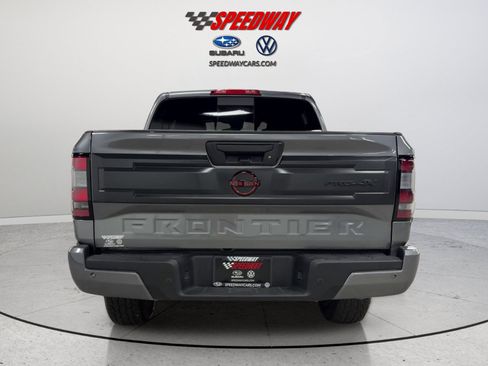 Used 2026 Nissan Frontier PRO-4X AWD/4WD image 7