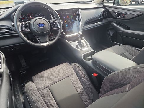 Certified 2025 Subaru Outback Premium image 3