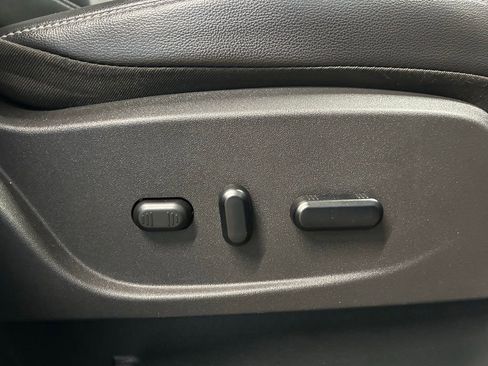 Used 2019 Ford Escape Titanium image 49