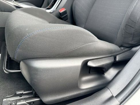 Used 2020 Toyota Corolla SE image 12