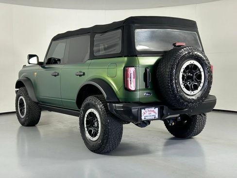 Used 2022 Ford Bronco Badlands AWD/4WD image 5