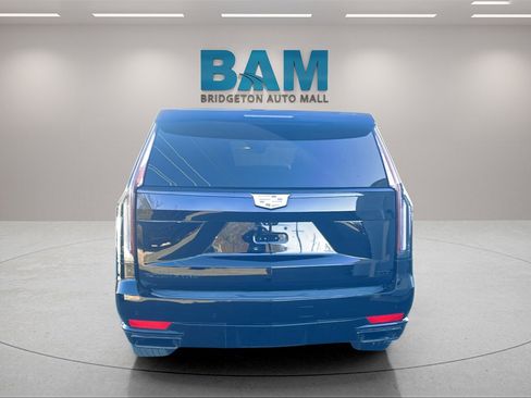 Used 2021 Cadillac Escalade Sport Platinum image 6