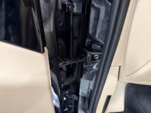 Used 2014 Volkswagen Beetle R-Line image 30