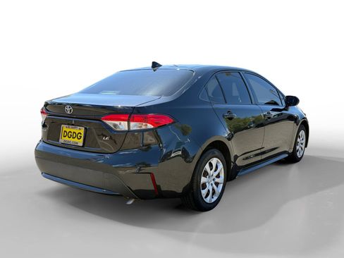 Used 2021 Toyota Corolla LE FWD image 5