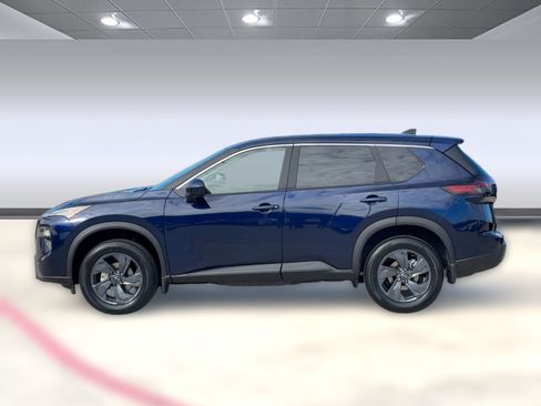 New 2026 Nissan Rogue SV FWD image 2