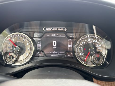 Used 2020 RAM 1500 Limited AWD/4WD image 17