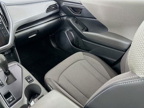 Certified 2024 Subaru Crosstrek 2.0i Premium image 31