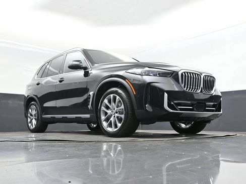 Used 2026 BMW X5 sDrive40i RWD image 46