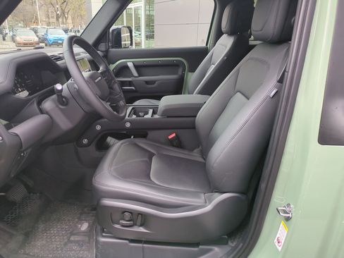 Used 2023 Land Rover Defender 110 75th Limited Edition image 15