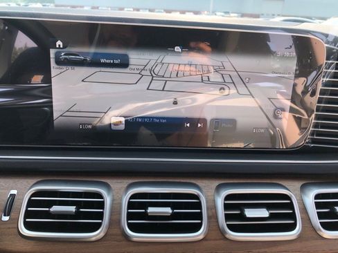 New 2025 Mercedes-Benz GLS 450 4MATIC image 24