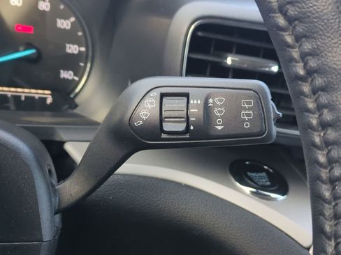 Used 2023 Ford Explorer XLT w/ Equipment Group 202A AWD/4WD image 26