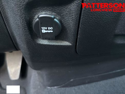 Used 2018 RAM 1500 ST RWD image 9