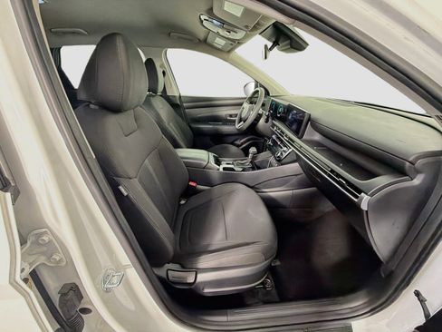 Used 2025 Hyundai Tucson SEL FWD image 33
