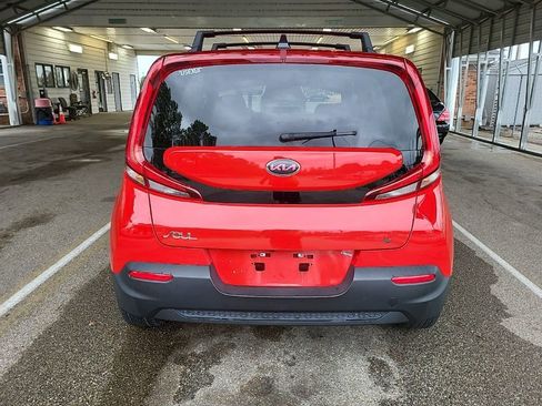 Used 2020 Kia Soul LX image 6