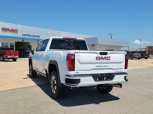 New 2026 GMC Sierra 2500 Denali w/ Denali Reserve Package AWD/4WD image 5