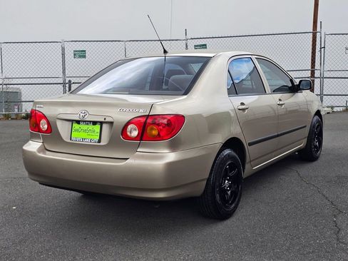 Used 2004 Toyota Corolla CE w/ Preferred Accessory Pkg FWD image 7