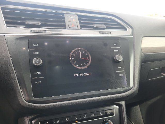 Used 2019 Volkswagen Tiguan SE w/ Panoramic Sunroof Package AWD/4WD image 15