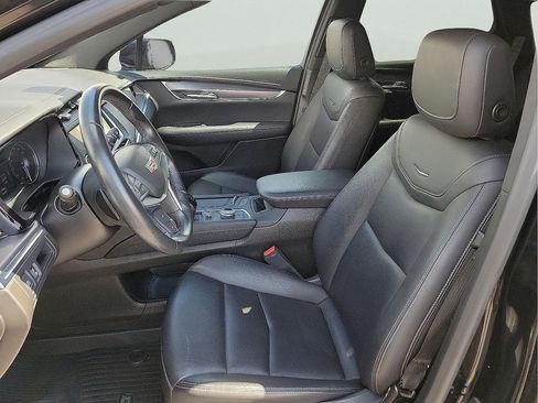 Certified 2023 Cadillac XT5 Luxury w/ LPO, Floor Liner Package FWD image 14