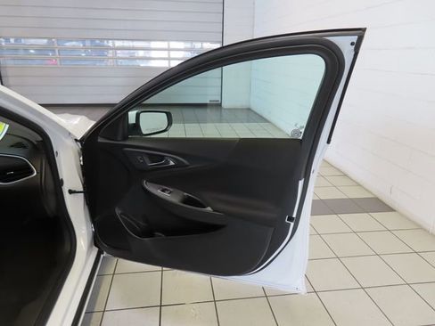 Used 2024 Chevrolet Malibu LT FWD image 23