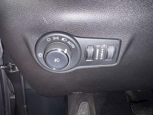 Used 2024 Jeep Compass Limited w/ Elite Group image 15