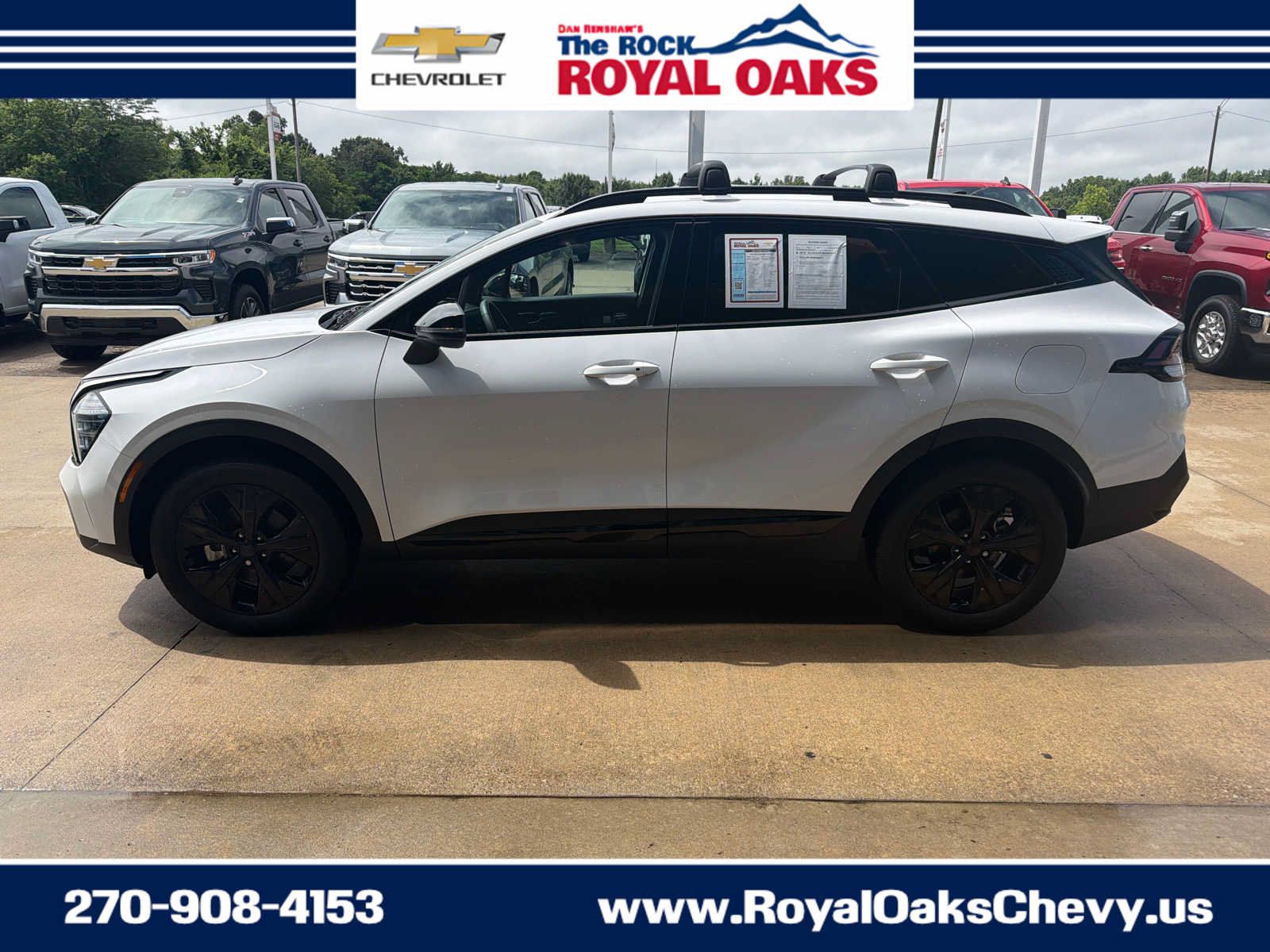 Used 2025 Kia Sportage X-Line AWD/4WD image 2