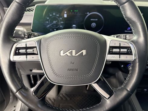 Used 2025 Kia Telluride SX X-Line image 17
