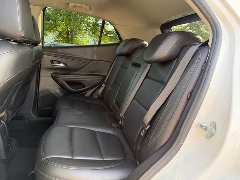 Used 2018 Buick Encore Essence FWD image 27