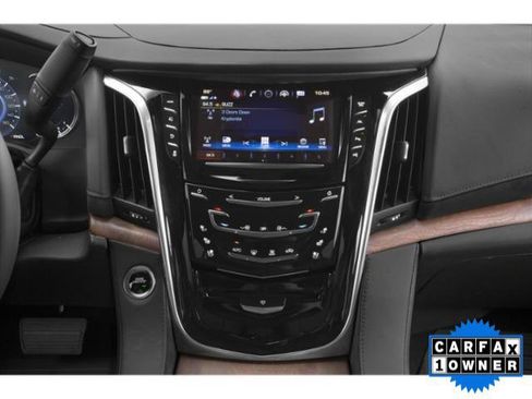 Used 2020 Cadillac Escalade Platinum RWD image 14