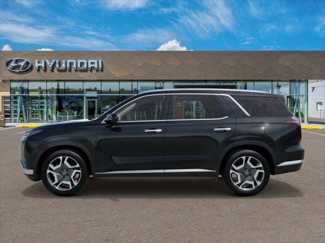 Used 2025 Hyundai Palisade SEL FWD image 2